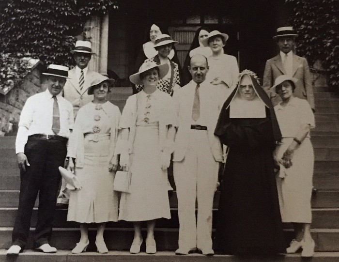 The Jacobs family with Mother Ludwina at Stella Niagara.